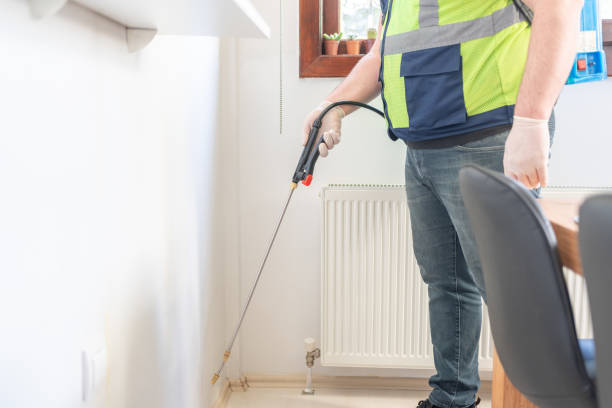 Best Commercial Pest Control Services  in Saunders Lake, OR